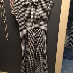 Jones and Company size 8 vintage style midi dress